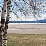 8 Person In Hurdal-by Traum