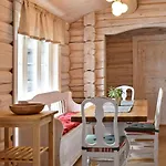 8 Person In Hurdal-by Traum * Hurdal